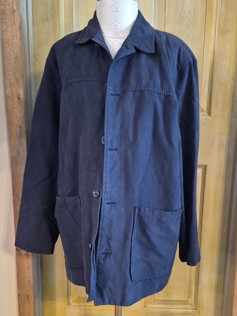 Aberdeen Collection Black Button Up Coat Barn Style With Pockets Size Medium